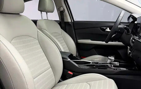 KIA K3, 2023 год, 1 350 000 рублей, 11 фотография