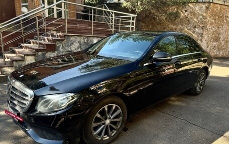 Mercedes-Benz E-Класс, 2016 год, 2 600 000 рублей, 2 фотография