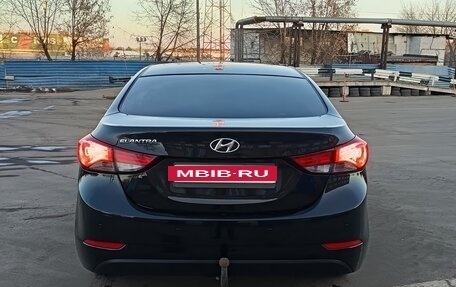 Hyundai Elantra V, 2015 год, 1 300 000 рублей, 2 фотография