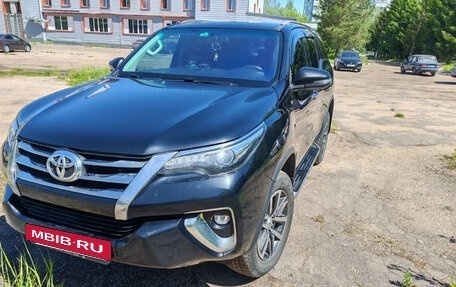 Toyota Fortuner II, 2020 год, 5 400 000 рублей, 2 фотография