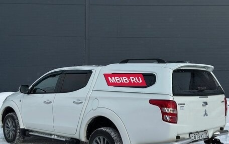 Mitsubishi L200 IV рестайлинг, 2015 год, 1 840 000 рублей, 4 фотография