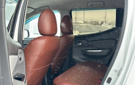 Mitsubishi L200 IV рестайлинг, 2015 год, 1 840 000 рублей, 18 фотография