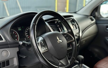 Mitsubishi L200 IV рестайлинг, 2015 год, 1 840 000 рублей, 9 фотография