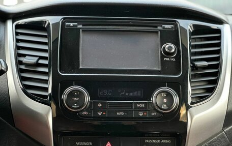 Mitsubishi L200 IV рестайлинг, 2015 год, 1 840 000 рублей, 19 фотография