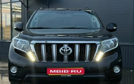 Toyota Land Cruiser Prado 150 рестайлинг 2, 2016 год, 3 720 000 рублей, 2 фотография