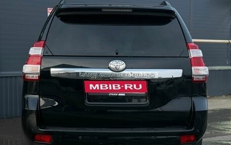 Toyota Land Cruiser Prado 150 рестайлинг 2, 2016 год, 3 720 000 рублей, 5 фотография