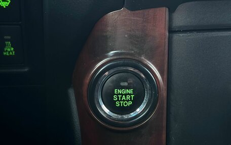 Toyota Land Cruiser Prado 150 рестайлинг 2, 2016 год, 3 720 000 рублей, 21 фотография