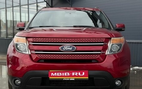 Ford Explorer VI, 2012 год, 1 400 000 рублей, 2 фотография