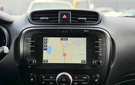 KIA Soul II рестайлинг, 2018 год, 1 680 000 рублей, 29 фотография