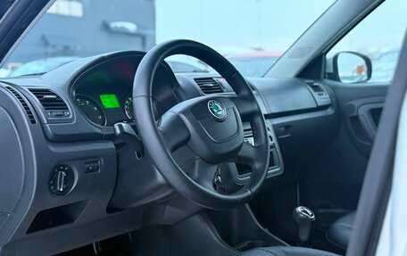 Skoda Fabia II, 2012 год, 400 000 рублей, 8 фотография