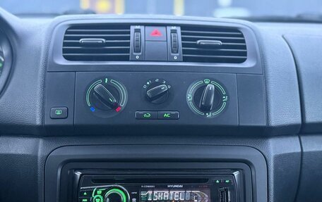 Skoda Fabia II, 2012 год, 400 000 рублей, 16 фотография