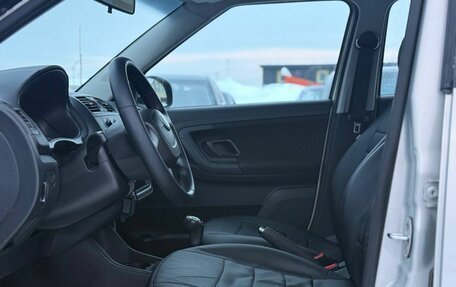 Skoda Fabia II, 2012 год, 400 000 рублей, 17 фотография