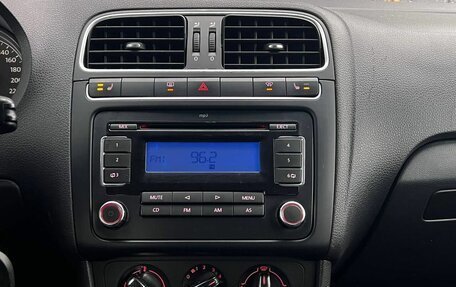 Volkswagen Polo VI (EU Market), 2011 год, 630 000 рублей, 14 фотография