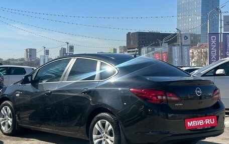 Opel Astra J, 2013 год, 695 000 рублей, 4 фотография