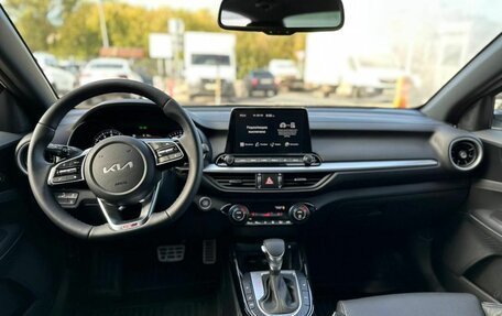 KIA Cerato IV, 2022 год, 2 400 000 рублей, 17 фотография