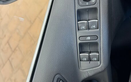 Volkswagen Tiguan I, 2011 год, 1 330 000 рублей, 18 фотография