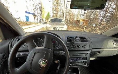 Skoda Roomster, 2012 год, 850 000 рублей, 5 фотография