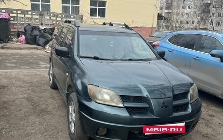 Mitsubishi Outlander III рестайлинг 3, 2003 год, 380 000 рублей, 3 фотография