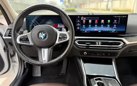 BMW 3 серия, 2023 год, 3 050 000 рублей, 12 фотография