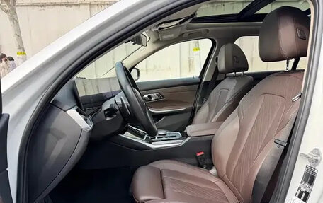 BMW 3 серия, 2023 год, 3 050 000 рублей, 13 фотография