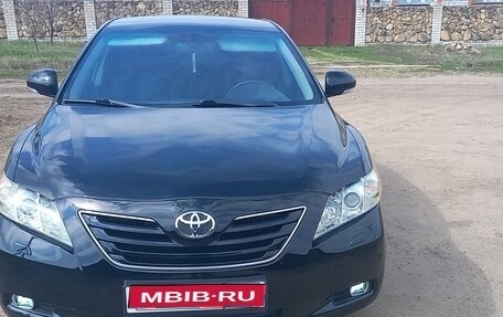 Toyota Camry, 2008 год, 1 050 000 рублей, 1 фотография