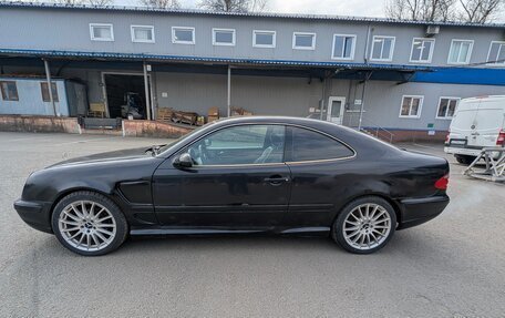 Mercedes-Benz CLK-Класс, 1998 год, 300 000 рублей, 1 фотография