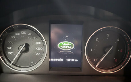 Land Rover Freelander II рестайлинг 2, 2013 год, 2 090 000 рублей, 16 фотография