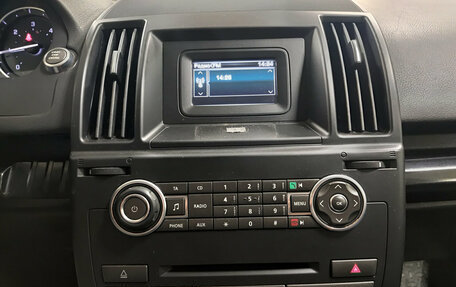 Land Rover Freelander II рестайлинг 2, 2013 год, 2 090 000 рублей, 18 фотография