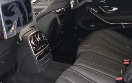 Mercedes-Benz S-Класс, 2018 год, 15 000 000 рублей, 11 фотография