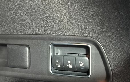 Mercedes-Benz GLS, 2024 год, 13 990 000 рублей, 17 фотография