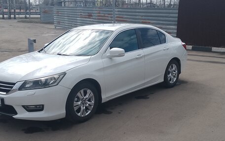 Honda Accord IX рестайлинг, 2013 год, 1 200 000 рублей, 5 фотография