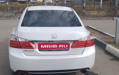 Honda Accord IX рестайлинг, 2013 год, 1 200 000 рублей, 3 фотография