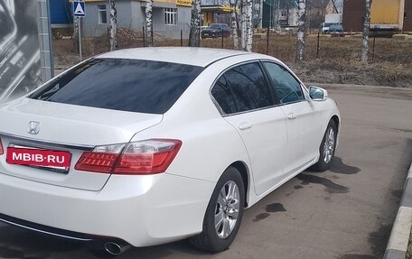 Honda Accord IX рестайлинг, 2013 год, 1 200 000 рублей, 2 фотография