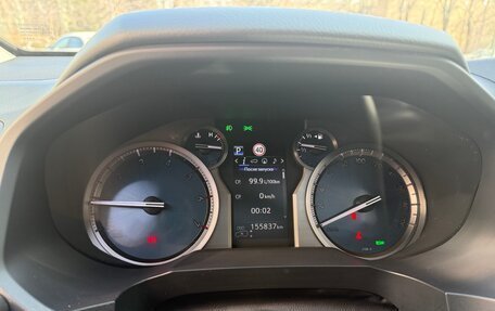 Toyota Land Cruiser Prado 150 рестайлинг 2, 2019 год, 5 500 000 рублей, 9 фотография