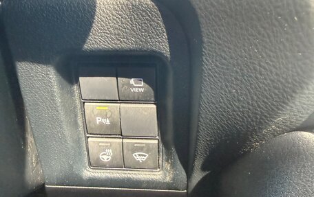 Toyota Land Cruiser Prado 150 рестайлинг 2, 2019 год, 5 500 000 рублей, 17 фотография