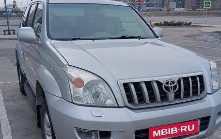 Toyota Land Cruiser Prado 120 рестайлинг, 2006 год, 1 950 000 рублей, 1 фотография