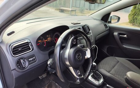 Volkswagen Polo VI (EU Market), 2018 год, 990 000 рублей, 9 фотография