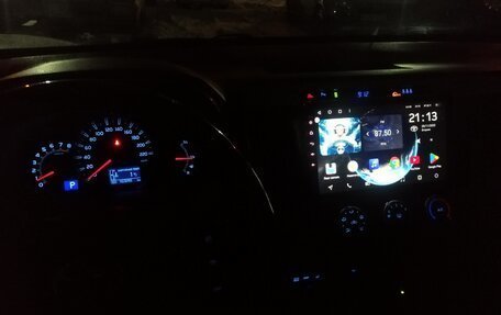 Toyota RAV4, 2013 год, 2 000 000 рублей, 6 фотография