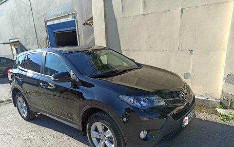 Toyota RAV4, 2013 год, 2 000 000 рублей, 4 фотография