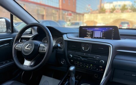 Lexus RX IV рестайлинг, 2018 год, 3 790 000 рублей, 11 фотография