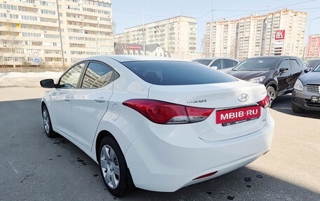 Hyundai Elantra V, 2013 год, 890 000 рублей, 8 фотография