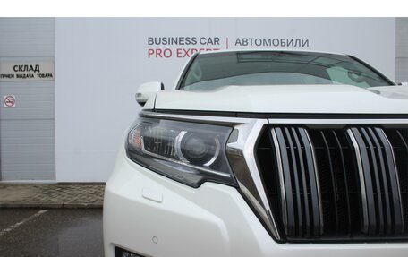 Toyota Land Cruiser Prado 150 рестайлинг 2, 2019 год, 4 859 000 рублей, 10 фотография