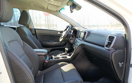 KIA Sportage IV рестайлинг, 2016 год, 1 900 000 рублей, 13 фотография