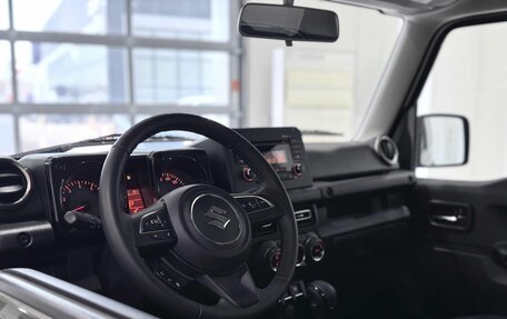 Suzuki Jimny, 2025 год, 4 050 000 рублей, 22 фотография