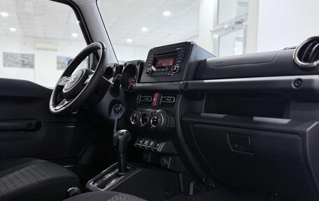 Suzuki Jimny, 2025 год, 4 050 000 рублей, 28 фотография