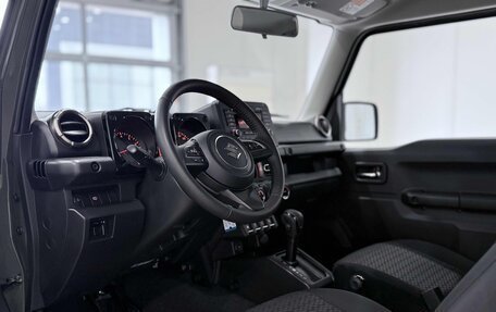 Suzuki Jimny, 2025 год, 4 050 000 рублей, 32 фотография