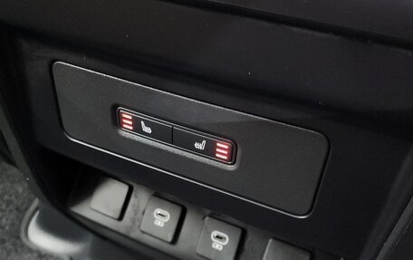 Land Rover Defender II, 2025 год, 9 960 000 рублей, 14 фотография