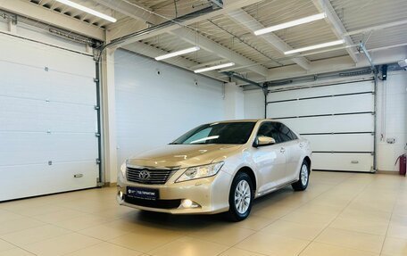 Toyota Camry, 2011 год, 1 699 999 рублей, 2 фотография