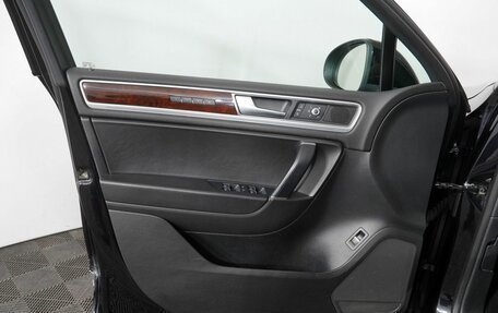 Volkswagen Touareg III, 2015 год, 2 050 000 рублей, 7 фотография