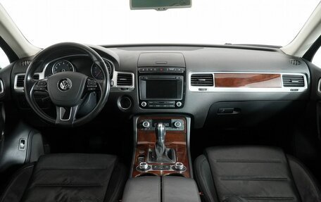Volkswagen Touareg III, 2015 год, 2 050 000 рублей, 12 фотография